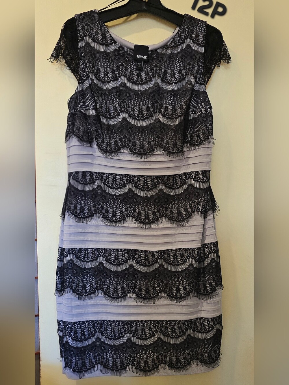 12P Melrose Lace Grey W Black Lace Dress - EUC